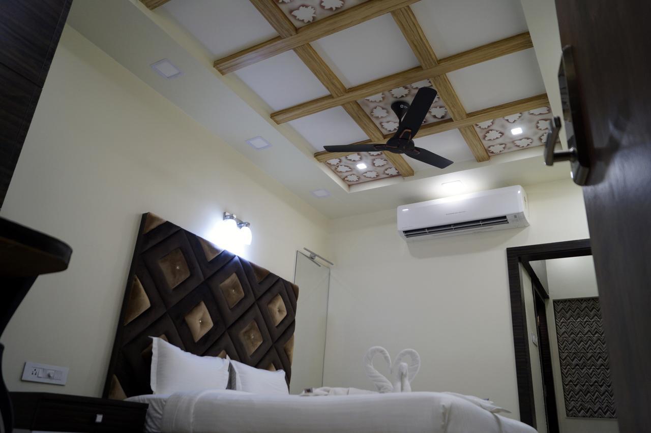 Hotel Silver Arcade Malda Exterior photo